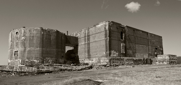 Abandon radar building Beaver Bank, NS